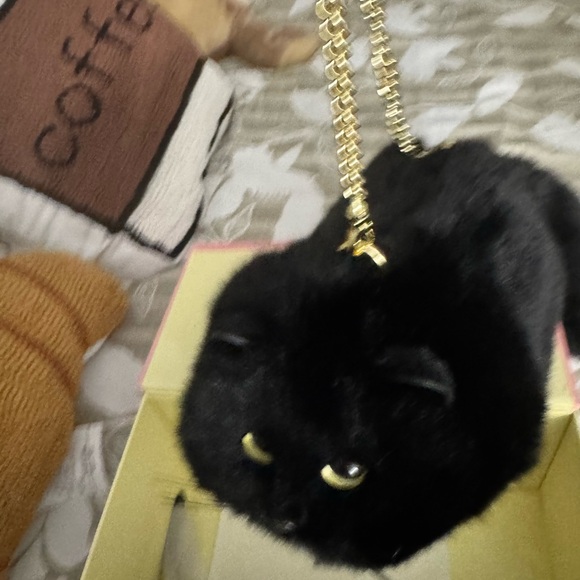 Black Cat Plush Handbag so soft fur feels like rabbit fur - Picture 3 of 4